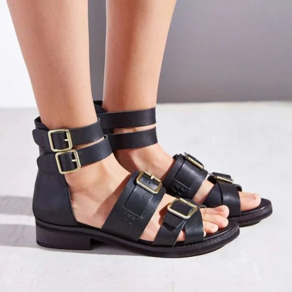 Kelsi Dagger Brooklyn Twisted Leather Sandals NIB, Size 8.5